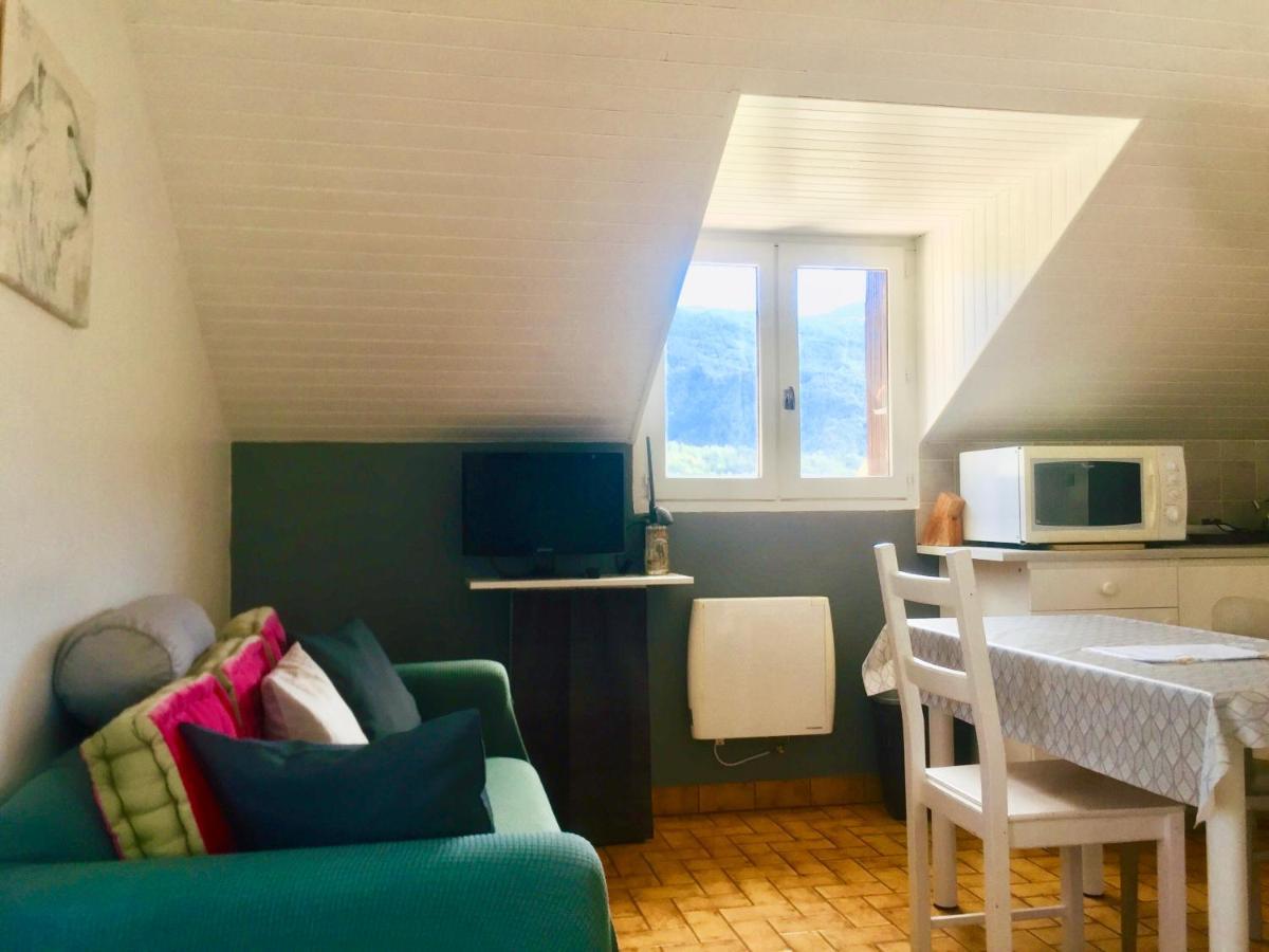 Location Le Queron Apartment Guillestre Exterior foto